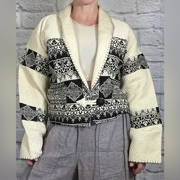 Vintage Y2K Boho Black and Cream Patterned Jacket - Picture 1 of 8